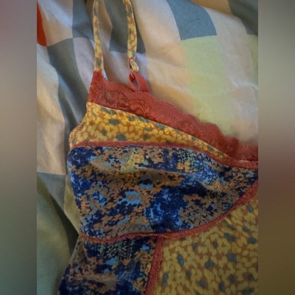 Pinkerton color block Lace Trim Camisole medium - Picture 4 of 8